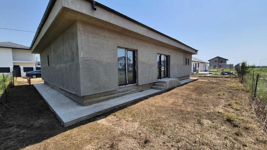 De vanzare teren + casa pe structura metalica la gri - Com. Berceni - 2