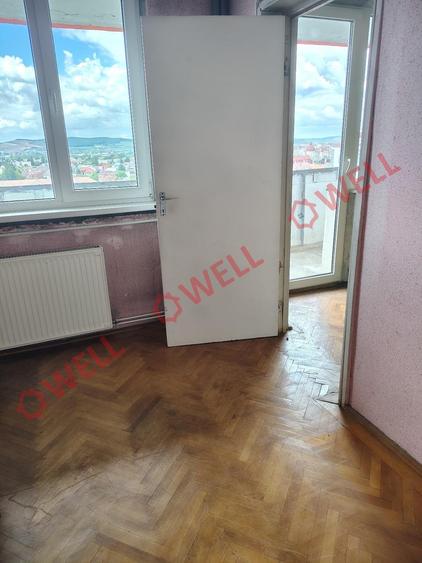 PROMOȚIE DE VARĂ!!! - De vânzare apartament situat în Tg.Mureș, str. Parângului - 15