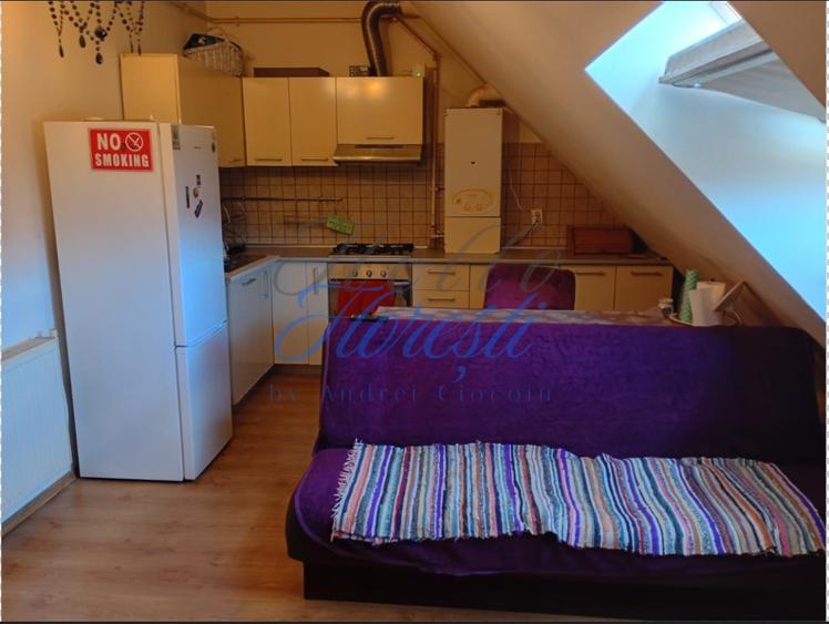 Mansarda 2 camere, 40 mp zona Porii - 1