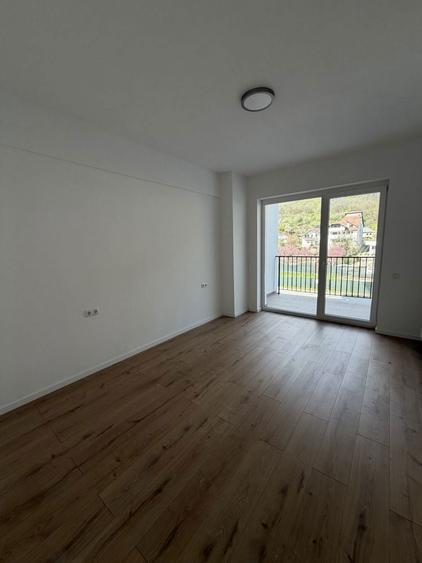 Apartament doua camere+loc de parcare Rm Valcea - 4