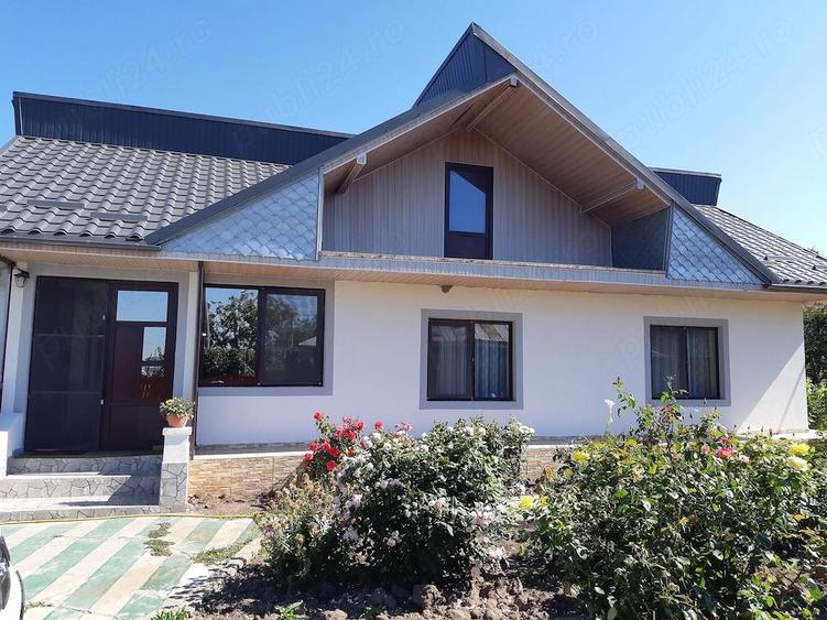 Casa cu teren de vanzare Perieni, Vaslui - 1