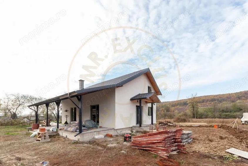 Casa noua P+M, cu teren de 500 mp, in Draganu, AG - 2