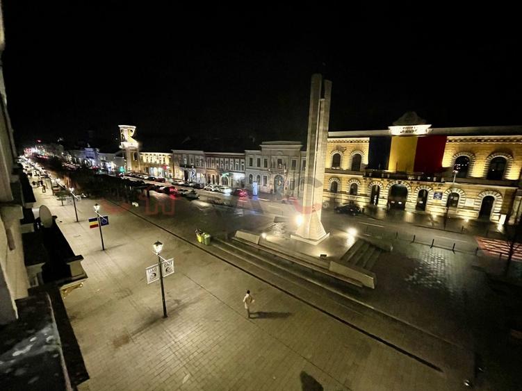 Apartament ultracentral cu 3 camere decomandat, Piața Unirii ! - 8