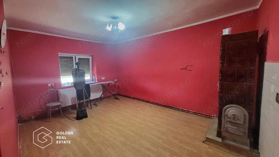 Casa in inima Urseniului - 6