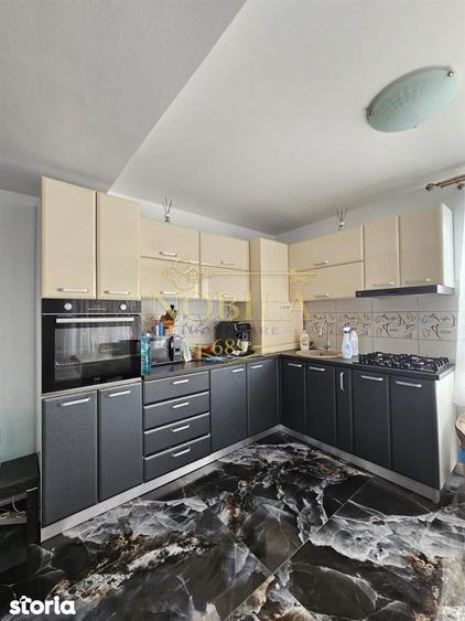 VILA DE VANZARE BACAU P+E+M (de locuit si birou , clinica, notarriat, - 13