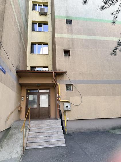 Inchiriez apartament 2 camere - 4