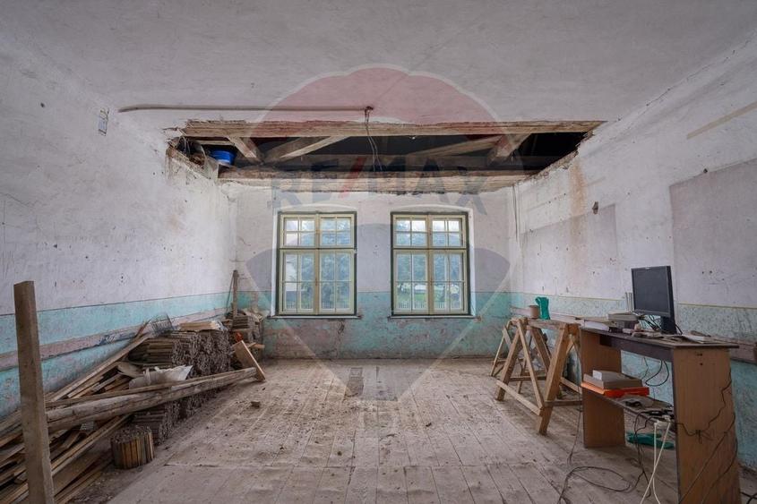 Fostă școală săsească semnată de Fritz Balthes – Bruiu, Sibiu - 7