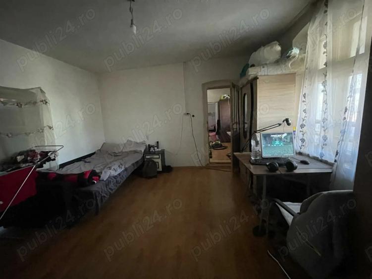 Se vinde casa cu pamant intravelin bun si pentru agricultura(zona cu solare) in comuna Gostavatu Olt - 5