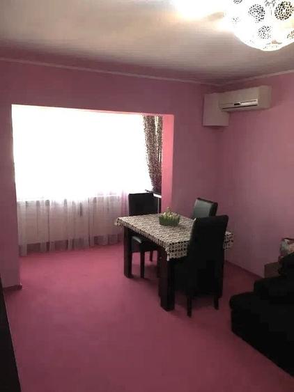 Apartament 2 camere complet renovat zona Policlinica 2 - 1