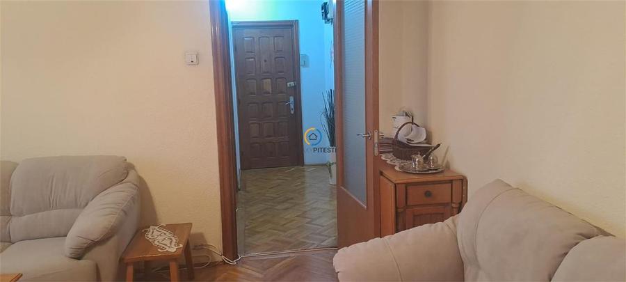 Apartament trei camere Exercitiu, etaj 3 4, liber - 3