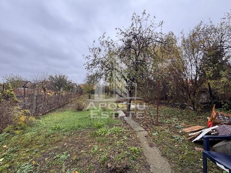 Casa cu anexe + Teren de 539mp | Zona Fratelia