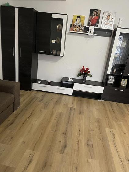 Inchiriez apartament 2 camere - 7