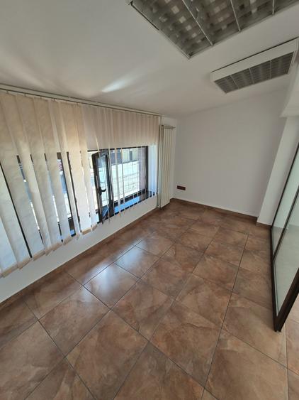 B-dul Gloriei, imobil P+1, pentru birouri, comercial - 11