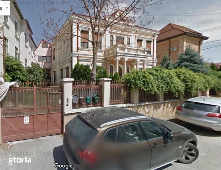 Garsonieră decomandată în Central