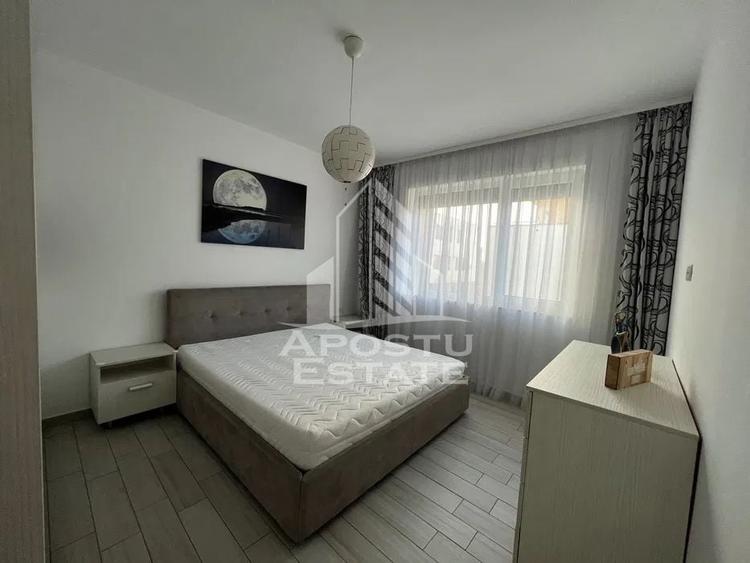 Apartament cu 3 camere, de inchiriat, Dumbravita, Loc de parcare - 6