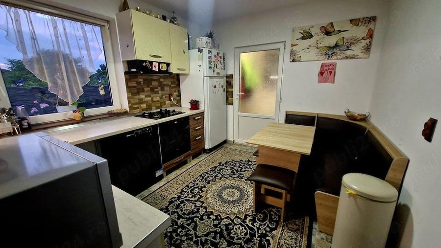 Casă cu Teren 740 Mp în Central