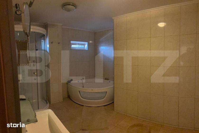 Spațiu comercial, de 730 mp, în Bran