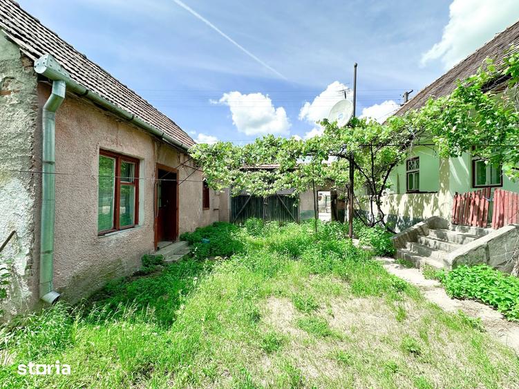 Casă cu 2 camere cu Teren 1384 Mp în Alma