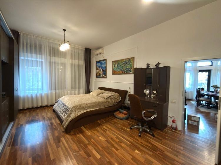 Apartament cu 4 camere decomandat, mobilat în Grădina Icoanei