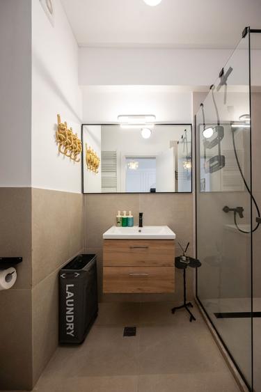 Apartament cu 2 camere decomandat în Mamaia-Sat