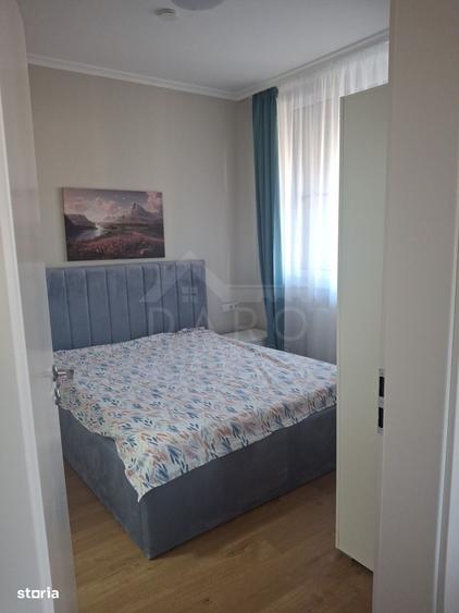 Apartament cu 2 camere, mobilat în Central