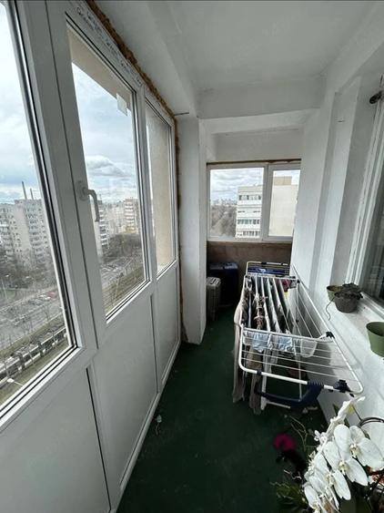 Apartament cu 2 camere decomandat în Titan