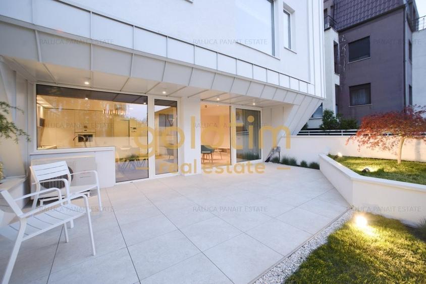 Apartament cu 3 camere semidecomandat, mobilat în Pipera