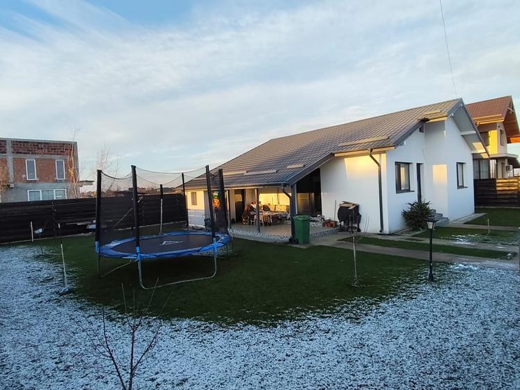 Casă individuală cu 3 camere cu Teren 344 Mp în Cosoba