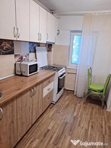 Apartament cu 2 camere decomandat în Faleza Nord