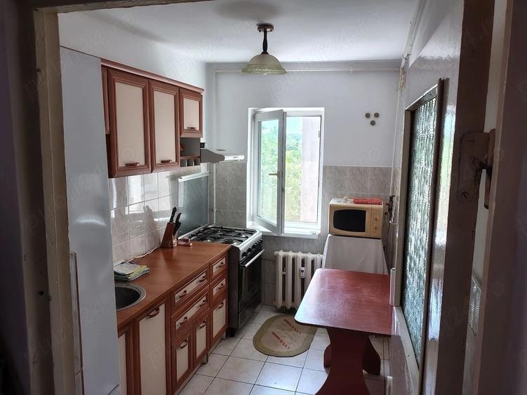 Apartament cu 2 camere semidecomandat în Tomis Nord — fotografia 1
