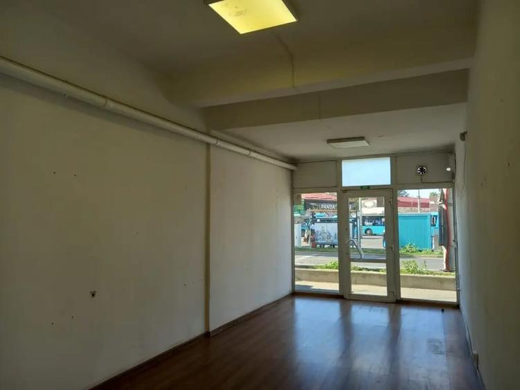 Spațiu comercial, de 30 mp, în Piața Centrală