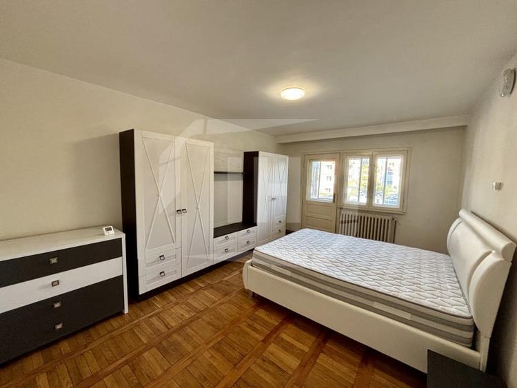Apartament cu 3 camere semidecomandat, mobilat în Mănăștur
