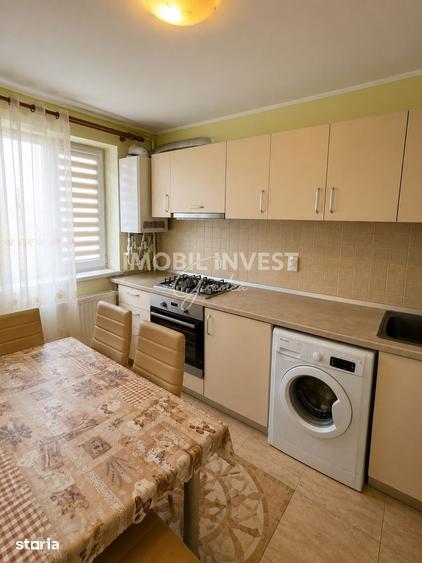 Apartament cu 3 camere în Cetate