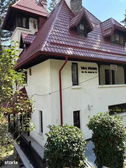 Apartament cu 4 camere în Castelul Peleș