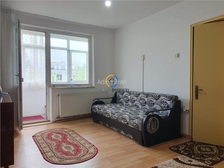 Vanzare apartament 3 camere Calea Bucuresti