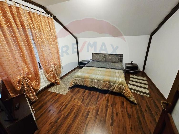 Casa /Vila de vanzare in Durau - 11