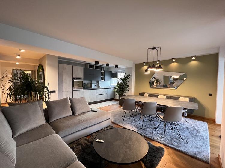 Oaza de lux in Centrul Civic: Apartament cu priveliste panoramica in Brasov - 5