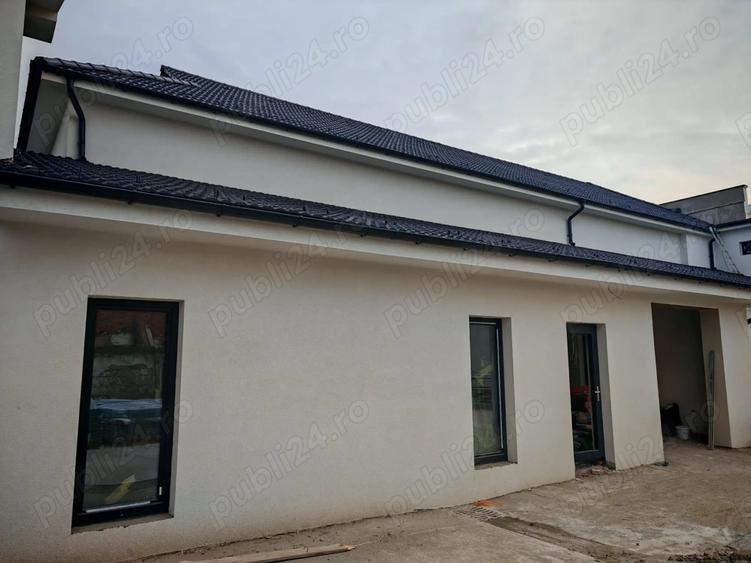 De inchiriat cladire pretabila pentru spa?ii de birouri, activita?i comerciale, showroom, etc - 3