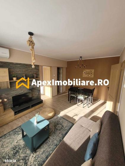 Apartament cu 3 camere semidecomandat în Calea Victoriei