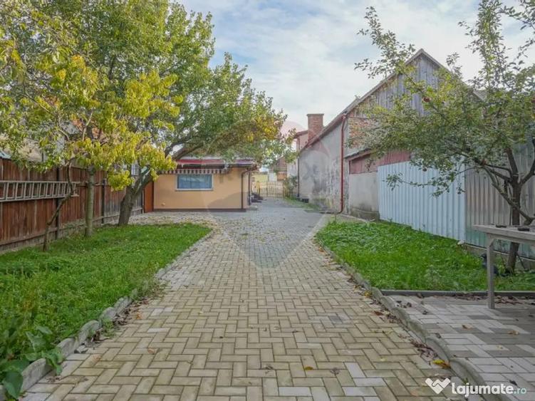 Comision 0 %! Casa de vanzare in Sacele, zona Cernatu! - 12