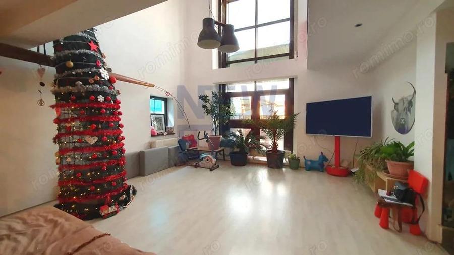 Casa de VANZARE in sector 5 Str. Antiaeriana resedinta sau after school - 20