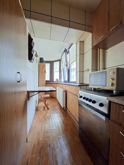 Sector 3, B-dul Decebal, Delea Noua - 8