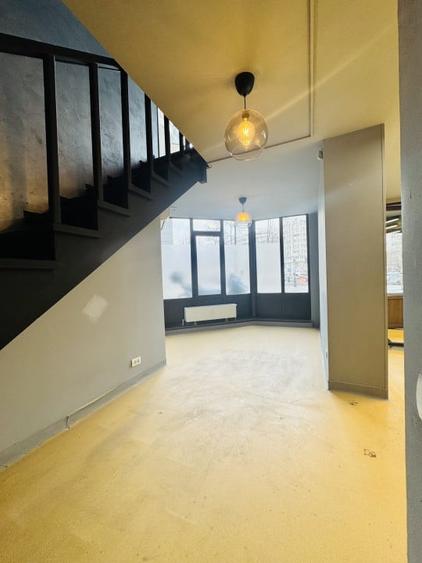 Spatiu comercial, stradal , de inchiriat in Bdul Decebal - 7