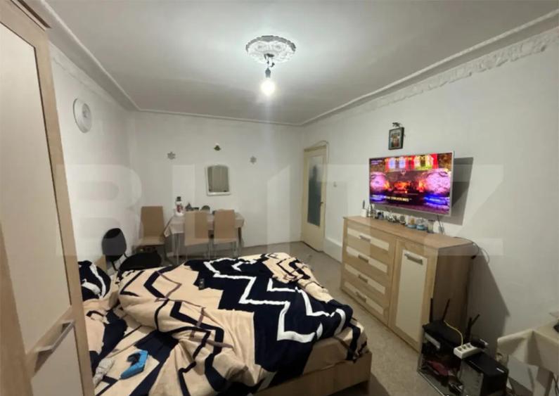 Apartament 3 camere, 55 mp, zona Vest - 9 mai - 9