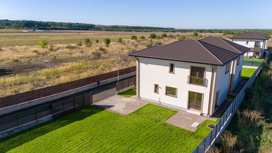 Proiect Aleea cu Tei, 5 vile la cheie, curte amenajata - 7