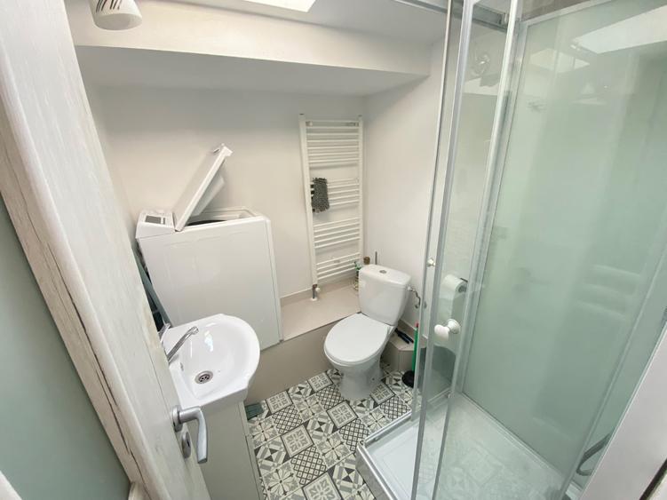 Apartament cu 1 camera, zona Podu Ros - 8