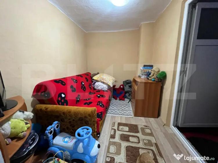 Casa de vanzare, 420 mp teren VALEA CASELOR - 2