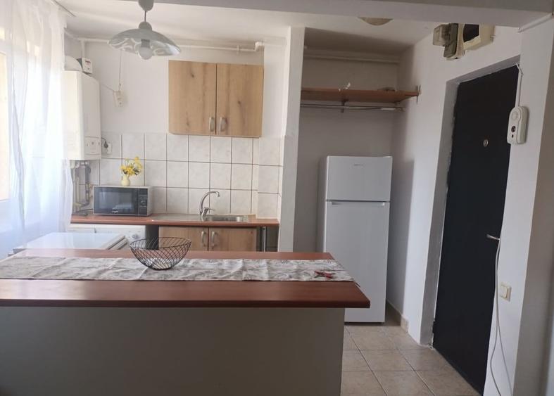 APARTAMENT 2 CAMERE | BROTACEI | CENTRALA | ET 3/4 - 4