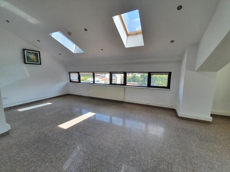 Vanzare imobil birouri pretabil investitie, inchiriata integral - 1