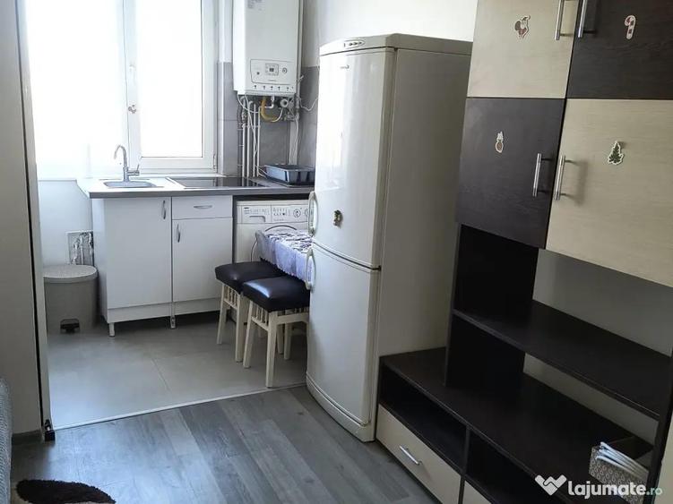Inchiriez mini garsoniera, 15mp, Craiter - 3